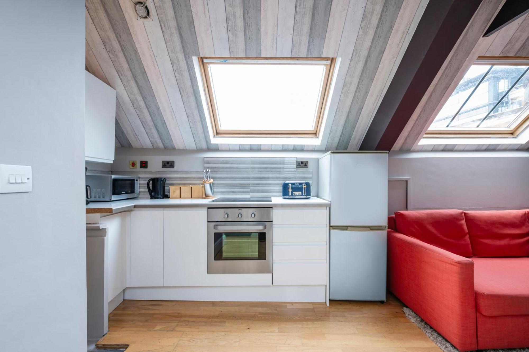 Апартаменты Sunny Loft In Center Of Лондон Экстерьер фото